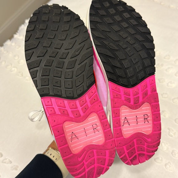 Nike Air Max - Picture 4 of 4